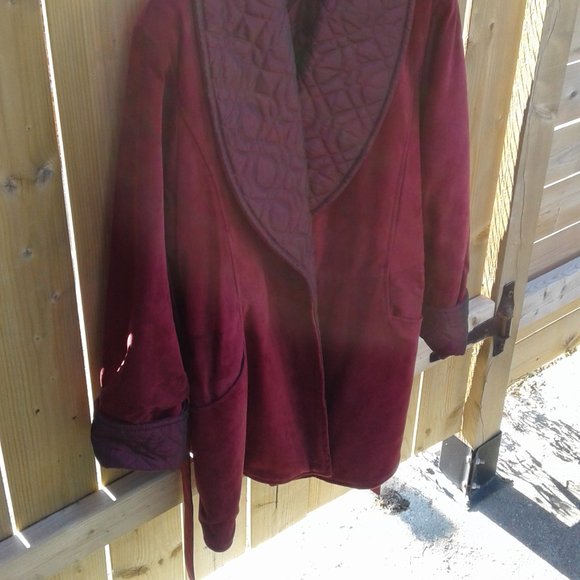 Burgundy trend! Vtg Danier quilted genuine suede reversible coat - Picture 9 of 15